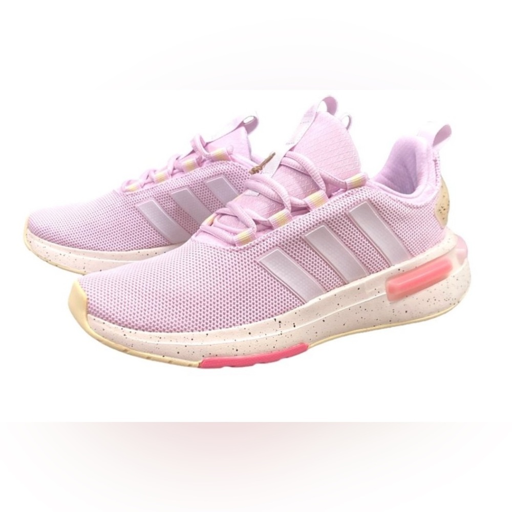 NWT Adidas sneakers, Women’s size 7.5